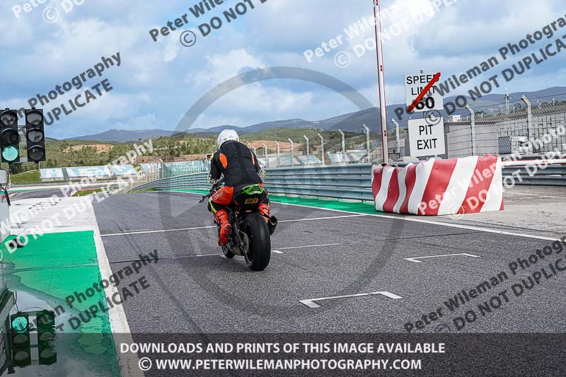 motorbikes;no limits;peter wileman photography;portimao;portugal;trackday digital images